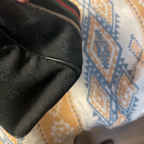 GUCCI - Boston Bag with iconic Sherry Line logo - Picture 7 of 16